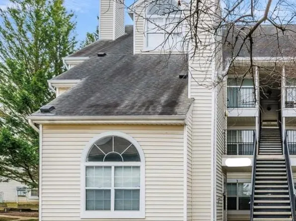 14224 Yardarm Way APT 110, Laurel, MD 20707