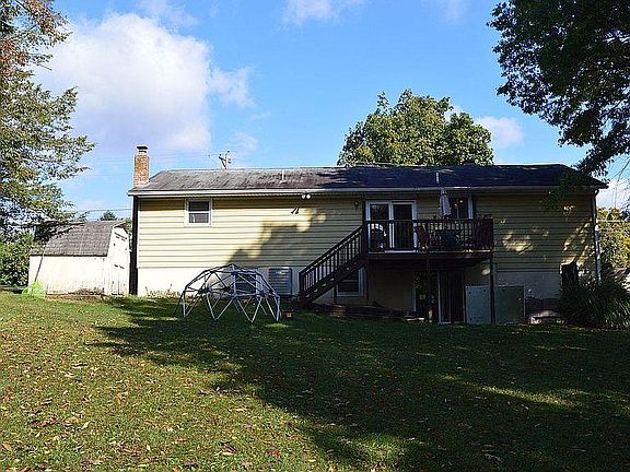 3rd image of 116 Longstreet Dr