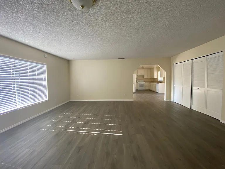 12553 Pascal Ave — Photo 4