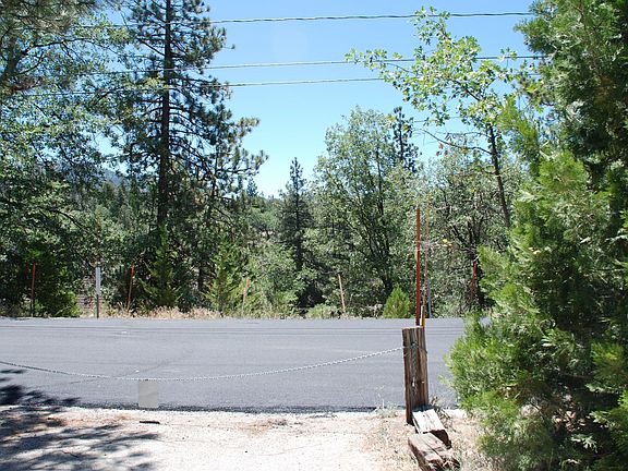2nd image of 32742 Cougar Ln