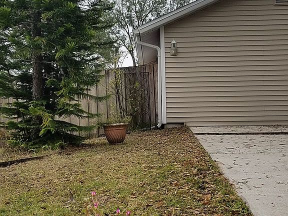 4th image of 4163 Acline Ave