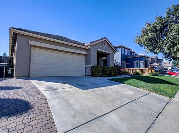 2nd image of 1426 Jake Creek Dr