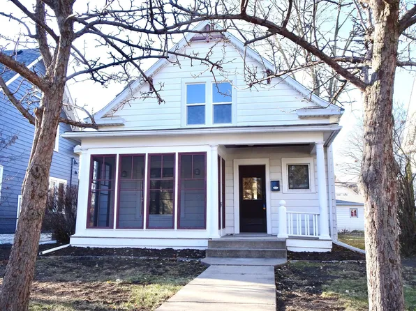 2120 31st Ave S, Minneapolis, MN 55406