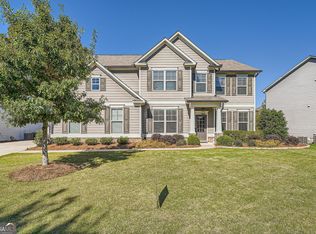 9050 Maple Run Trl, Gainesville, GA 30506