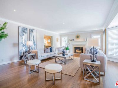 432 S Bentley Ave, Los Angeles, CA, 90049