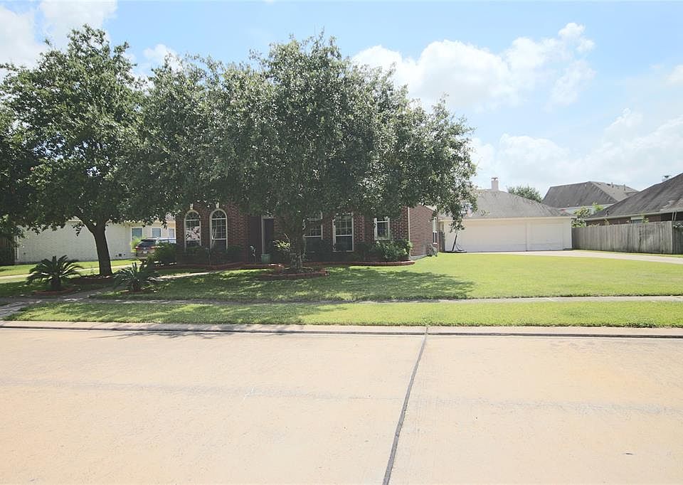 1st image of 10919 Hundred Bridge Ln