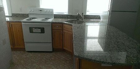 2nd image of 141 Franklin St