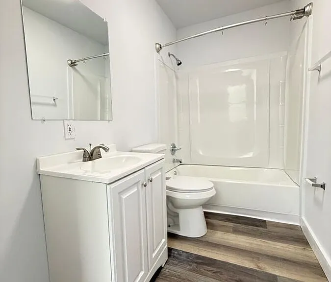 942 Columbia St #1 — Photo 14