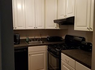 821 Meadowview Ln #821, Mont Clare, PA 19453