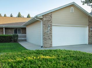 4805 Briarwood Dr, Cedar Falls, IA 50613