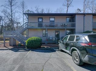 210 Vista Cir APT C, Winston Salem, NC 27106