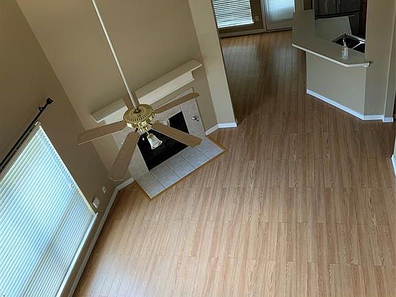 3rd image of 1284 Marchant Pl