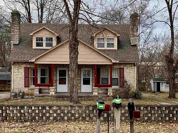 2nd image of 1621 Catherine Dr