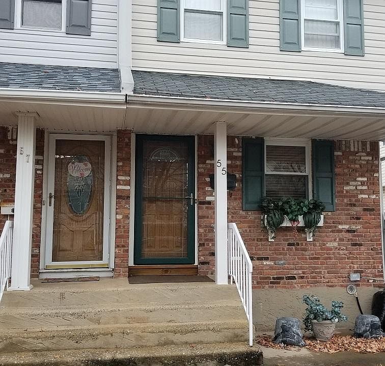 1st image of 55 Dierauf St
