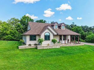 N8526 Ashley Ln, New Glarus, WI 53574