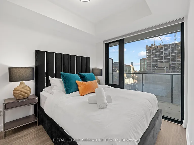 47 Mutual St #1002 — Photo 9