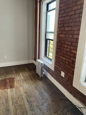 Rented by JB Management NY Inc | media 8