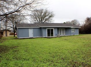 430 W Keanahalululu Ln, Bastrop, TX 78602