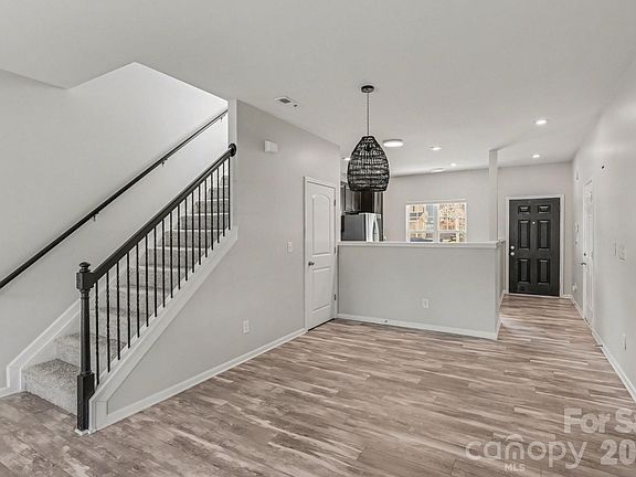 5th image of 7023 Jane Parks Way