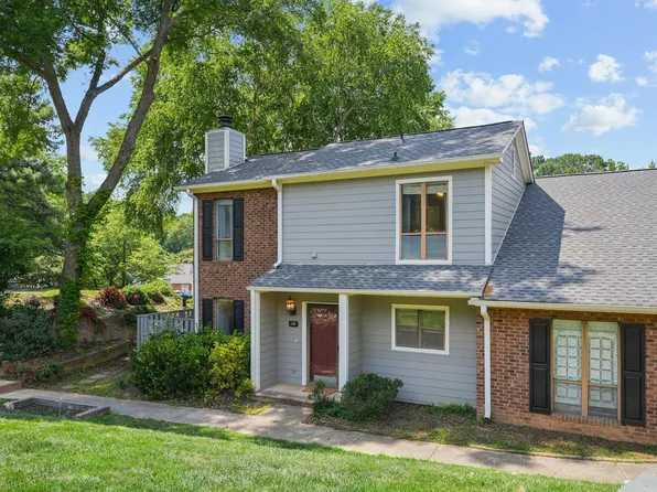 118 Clancy Cir, Cary, NC 27511
