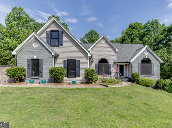 25 Davenport Rd, Braselton, GA 30517