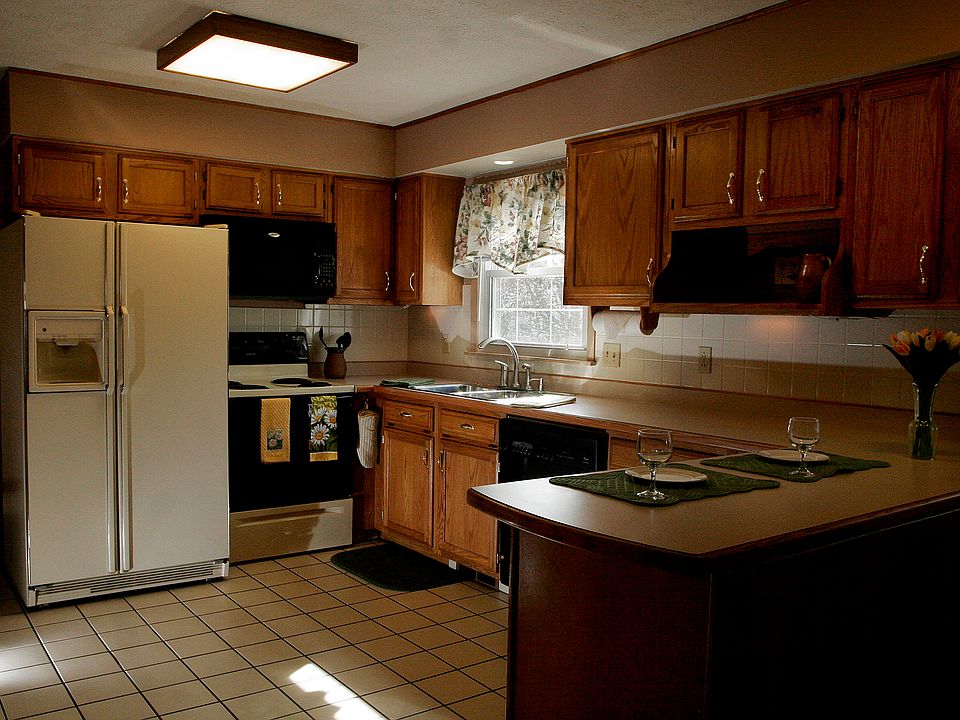 1st image of 6949 Starfire Dr