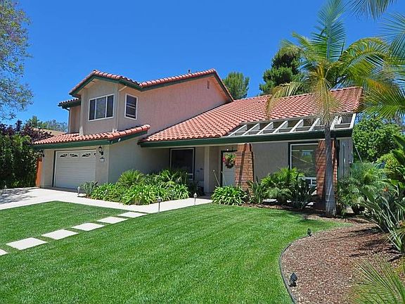 2nd image of 4628 Calle De Vida