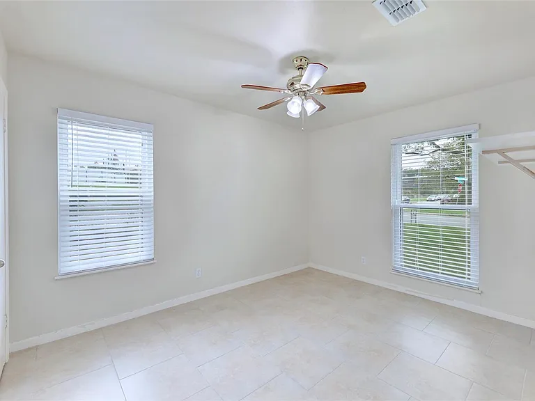 2713 Friar Tuck Ln — Photo 17