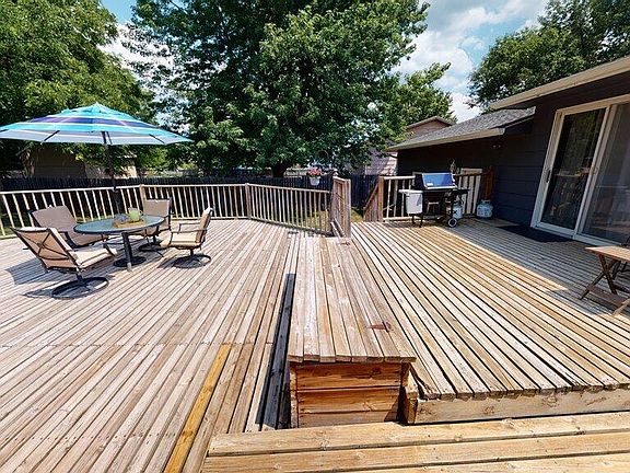 4th image of 211 Lovejoy Ln