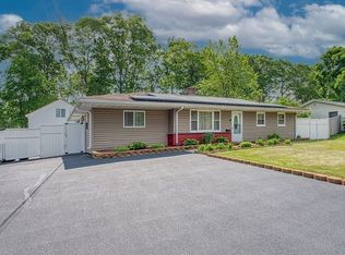 125 Lynn Rd, Brockton, MA 02302