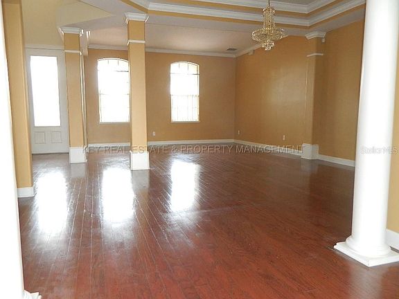 2nd image of 2712 Saint Armand Ct