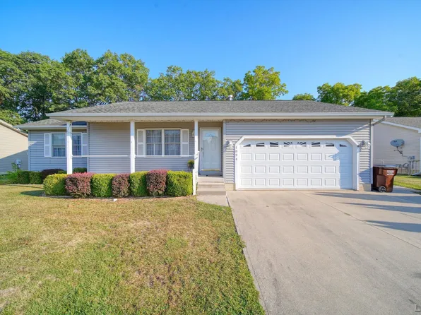 1894 Harold St, Adrian, MI 49221