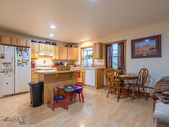 3rd image of 13 Avalon Ct #B