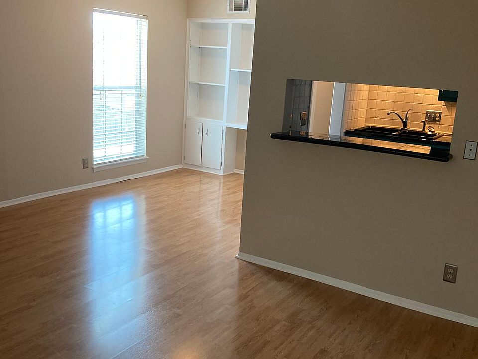 Pass-through counter from kitchen to living room.