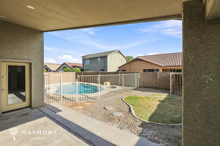4728 W Ardmore Rd — Photo 3