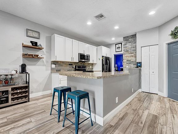 5th image of 7914 Sienna Springs Drive