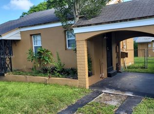1042 NW 49th St, Miami, FL 33127