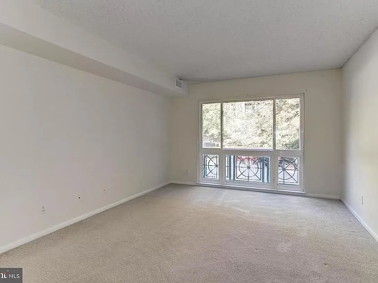11841 Shire Ct #11 — Photo 19