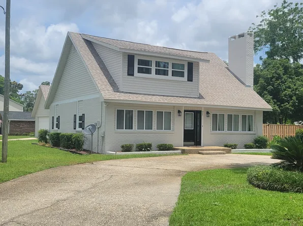 905 Cloverdale Ct, Fort Walton Beach, FL 32547