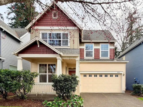 958 SE Roundelay St, Hillsboro, OR 97123