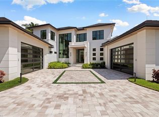 2345 Tarpon Rd, Naples, FL 34102