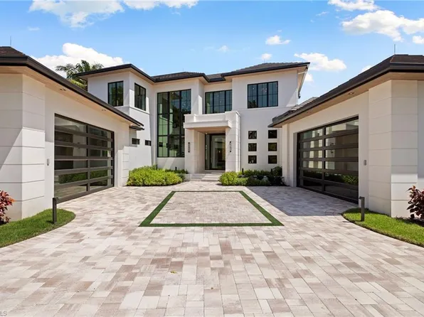 2345 Tarpon RD, NAPLES, FL 34102