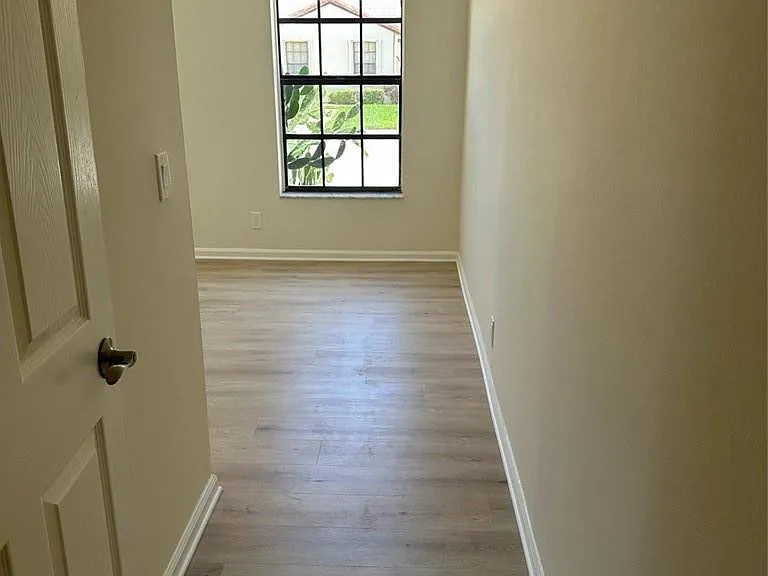 406 Buttonwood Pl — Photo 16
