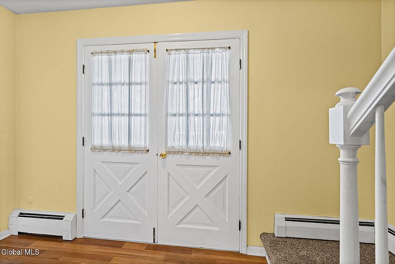 4th image of 5 Huckleberry Drive