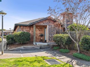 405 Centre Ct, Alameda, CA 94502