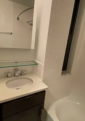 Rented by Tourma Realty LLC | media 29