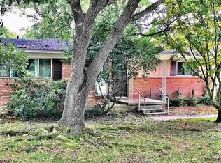 2729 Rollingwood Dr, Tyler, TX 75701