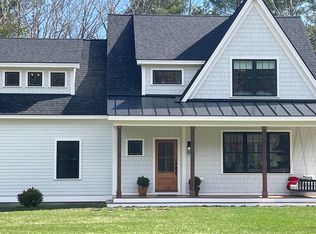 4 Vittoria Ln #1, Cape Neddick, ME 03902