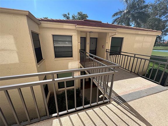 5th image of 6180 Sun Blvd APT 208