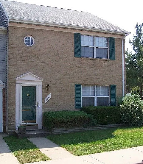 3 bed, 2.5 bath, 1408 sqft, $2,395 — Photo 1